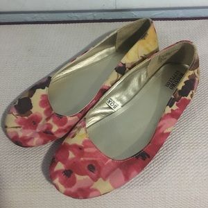 Mossimo Supply Floral Flats Size 9